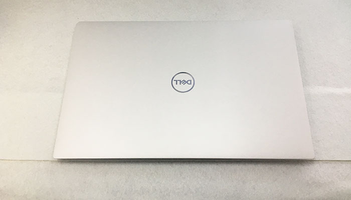 Dell XPS13 天板