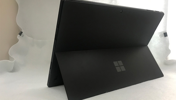 Surface Pro6 キックスタンド