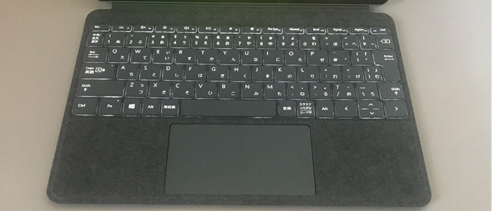 Surface Go2 キーボードバックライト