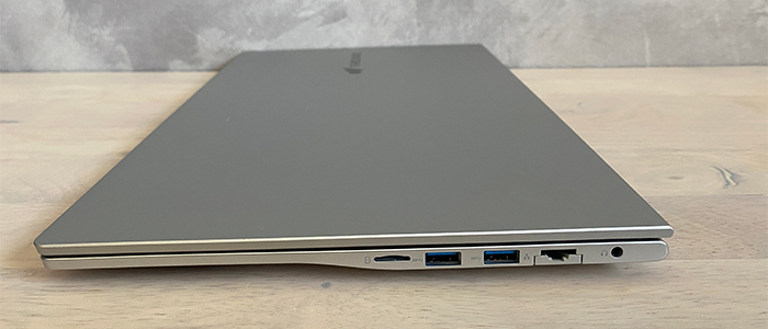 THIRDWAVE DX-R5Tのインターフェース